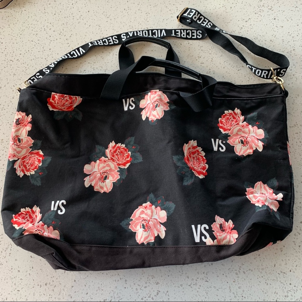 Victoria’s Secret overnight bag rose floral